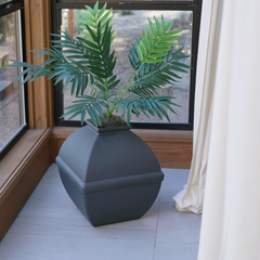 Courtyard Essentials Kit Black Suede